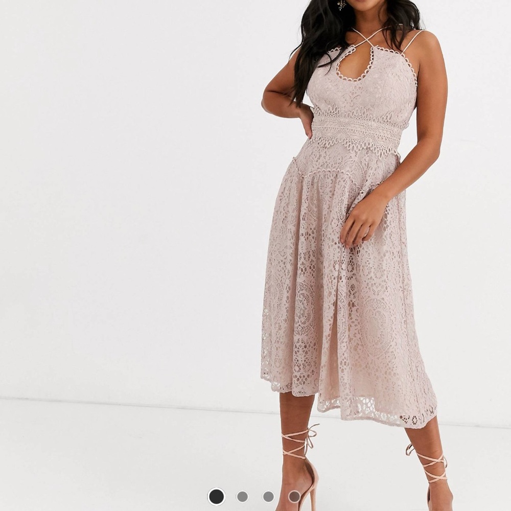 Elegant Lace Midi Dress in Blush Pink